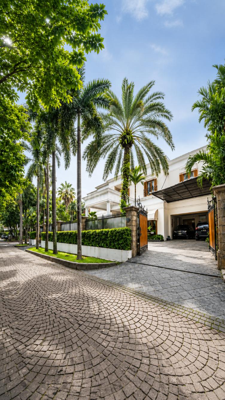 Prime Menteng Residence | Exclusive Luxury Home