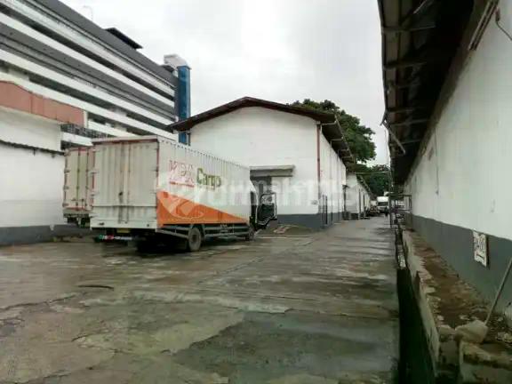 Dijual Tanah Berikut Gudang di Pluit