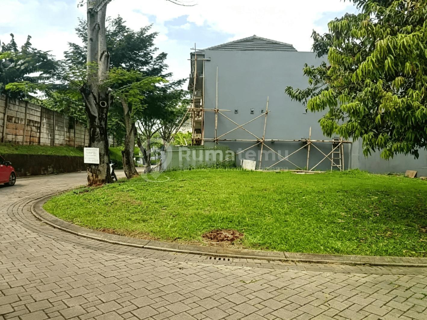 Kavling Murah Hoek 200 Meteran Foresta Hadap Utara dan Timur BSD