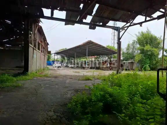 Gudang Marunda Siap Pakai Bebas Banjir Bentuk Tanah Segi Empat