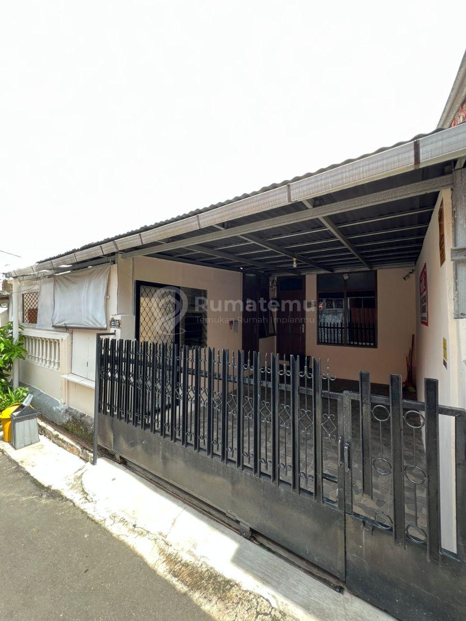 Good Investasi Rumah Kost ( 11 Kamar Kamar Madi Dalam ) - Kostan Dekat Kampus UIN Syarif Hidayatullah Ciputat