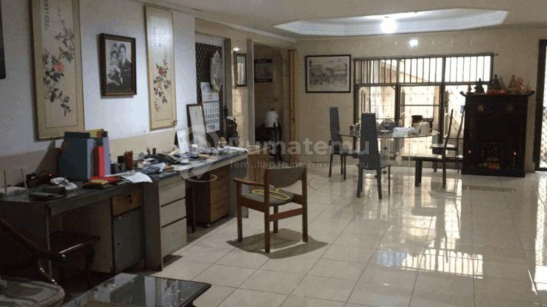 Harga terjangkau dan dekat dengan pusat bisnis rumah 2 lantai di grogol jakarta barat 