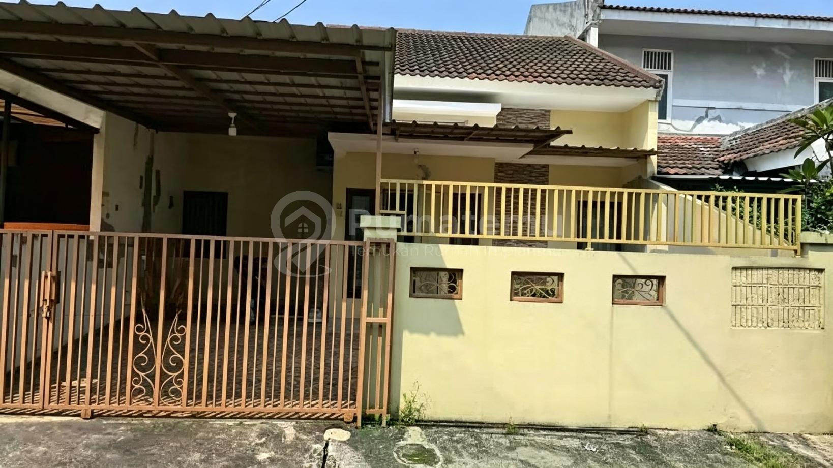 Rumah siap huni lingkungan tenang sudah baja ringan Griyaloka BSD