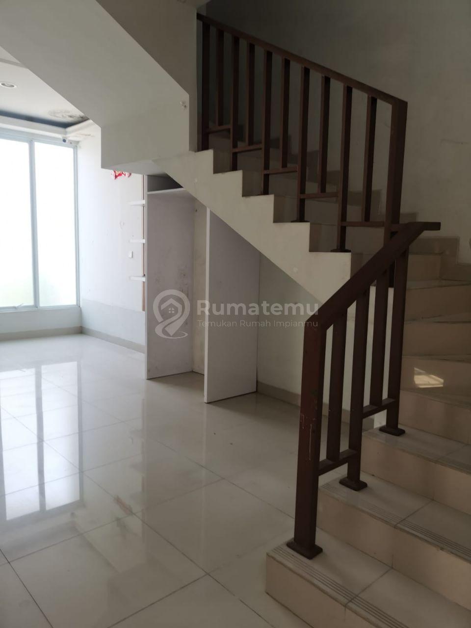 DiJual / Disewa kan Rumah Cluster Yarra Jakarta Garden CityCakung Jakarta Timur