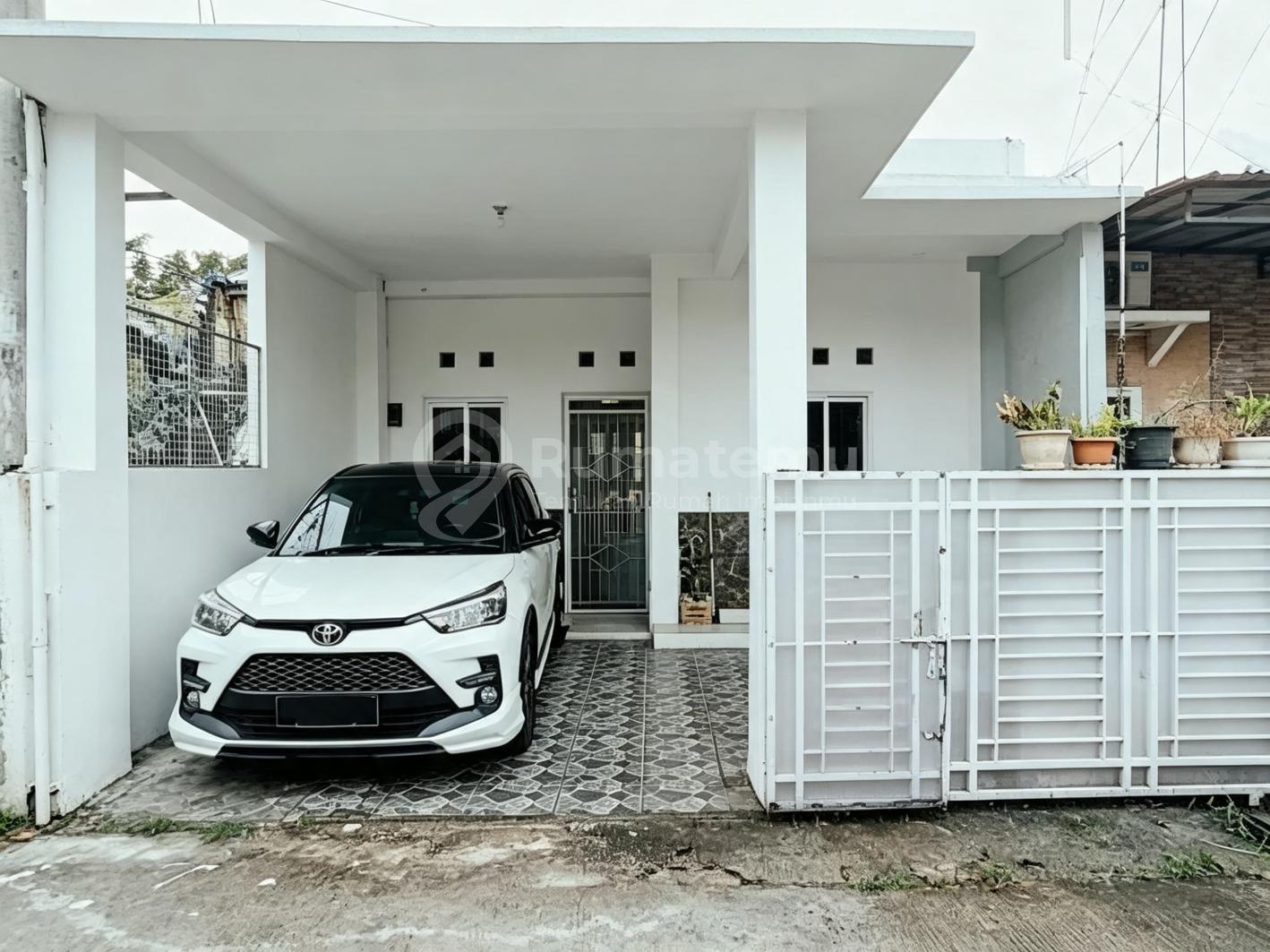 Rumah Dijual di Perumahan Griya Azzahra Serua Indah Ciputat Lokasi Rumah Strategis