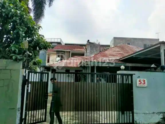 Dijual 2 Bangunan Dan Tanah Kosong D Jl H.salim Radio Dalam Jakarta Selatan