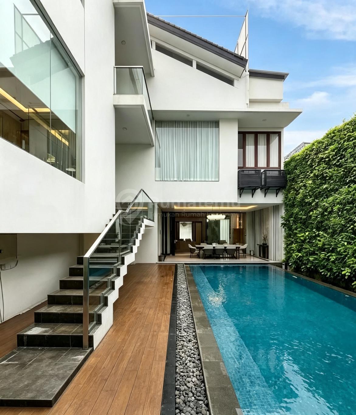 Rumah Mewah Baru Siap Huni Dijual Pondok Indah Fully Furnish Dengan Swimming Pool