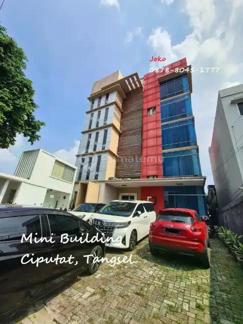 HOT SALE:  Jarang Ada.  Gedung Megah 5 Lantai + 1 Roof Top Ter Murah di Jalan Utama Ciputat, Tangerang, Banten