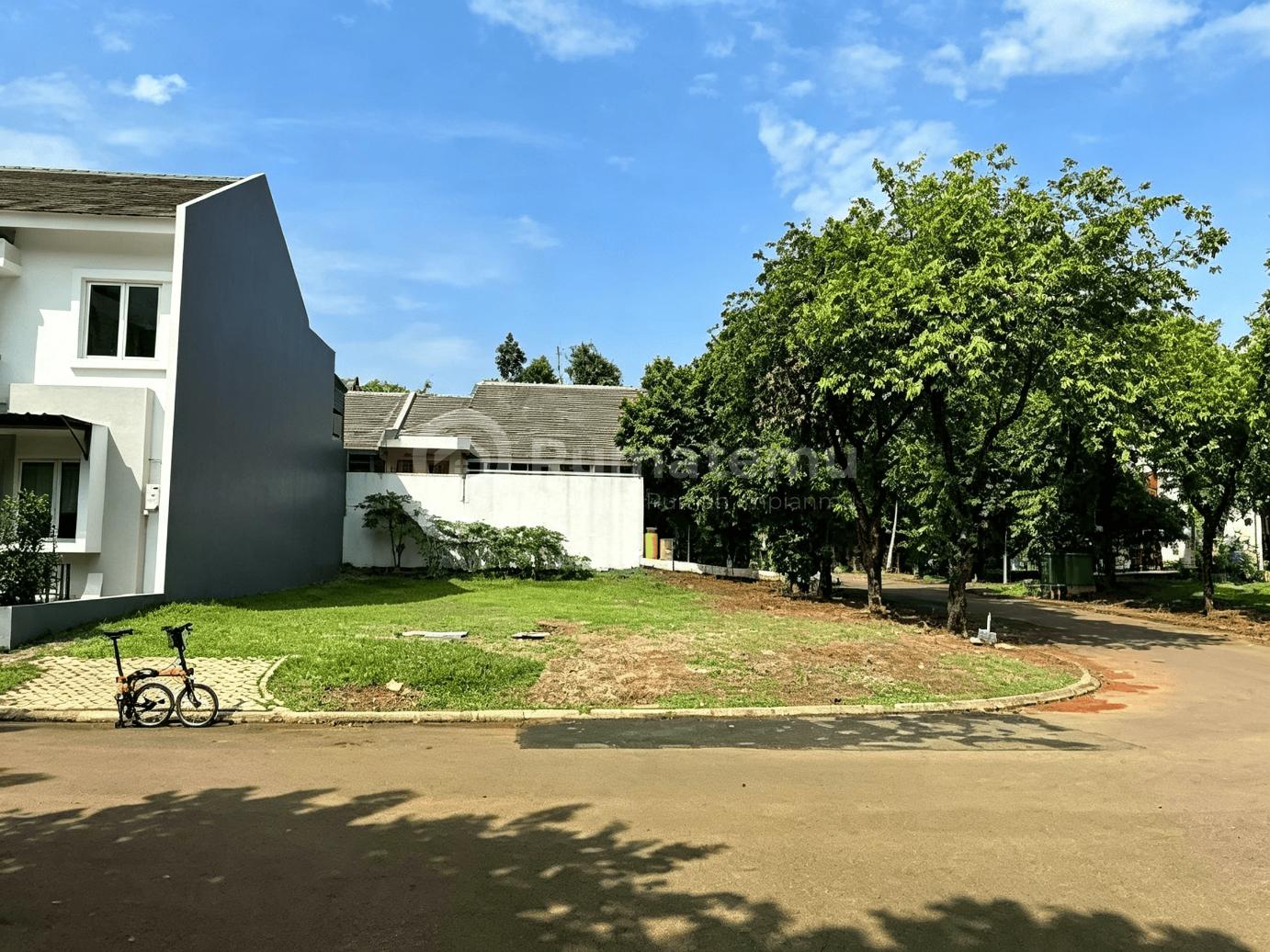 Kavling Hoek di Pavilion Bsd City, Seberang Stasiun Rawa Buntu