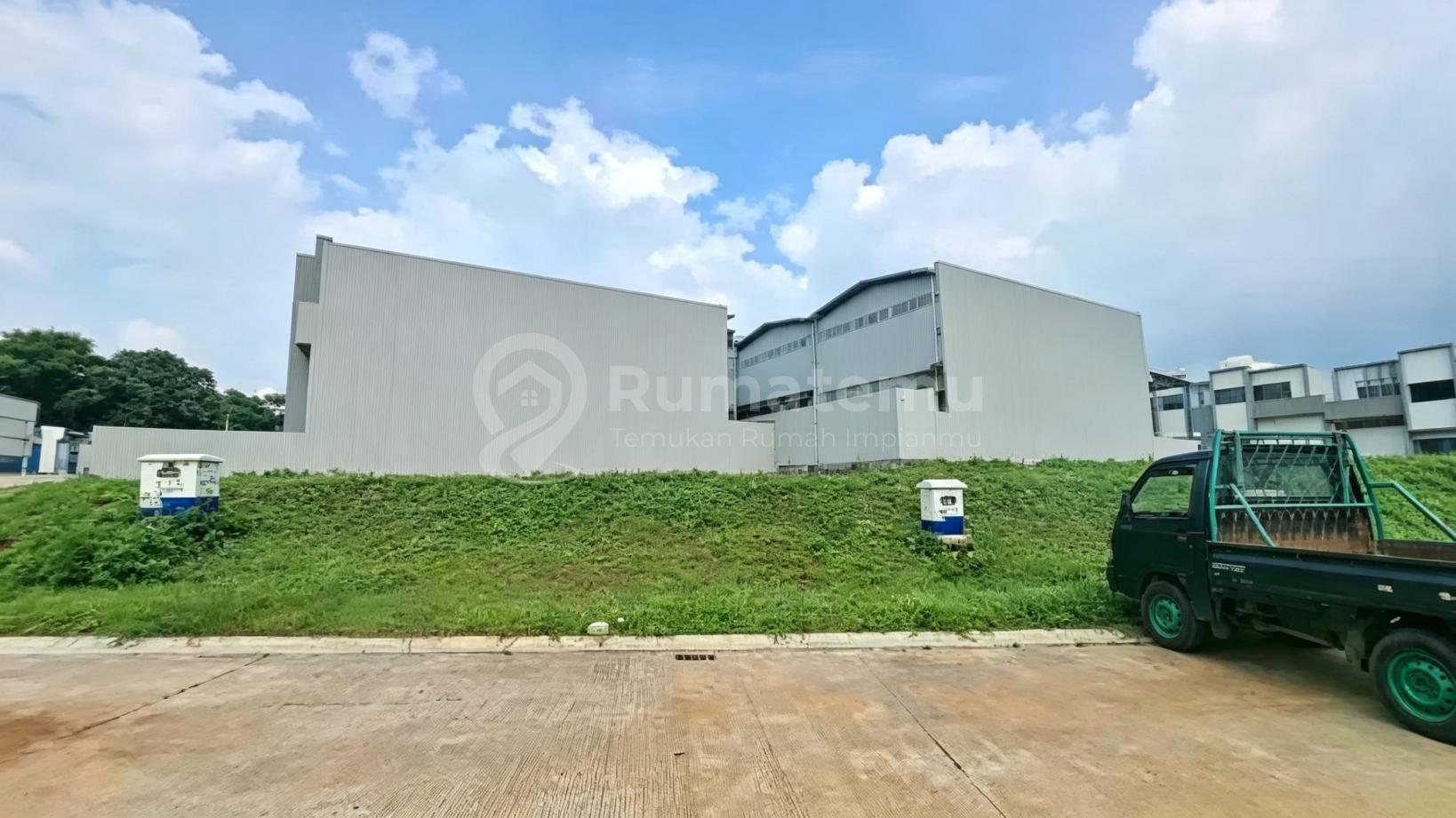 Kavling untuk gudang dalam komplek Taman Tekno X BSD Tangerang Selatan