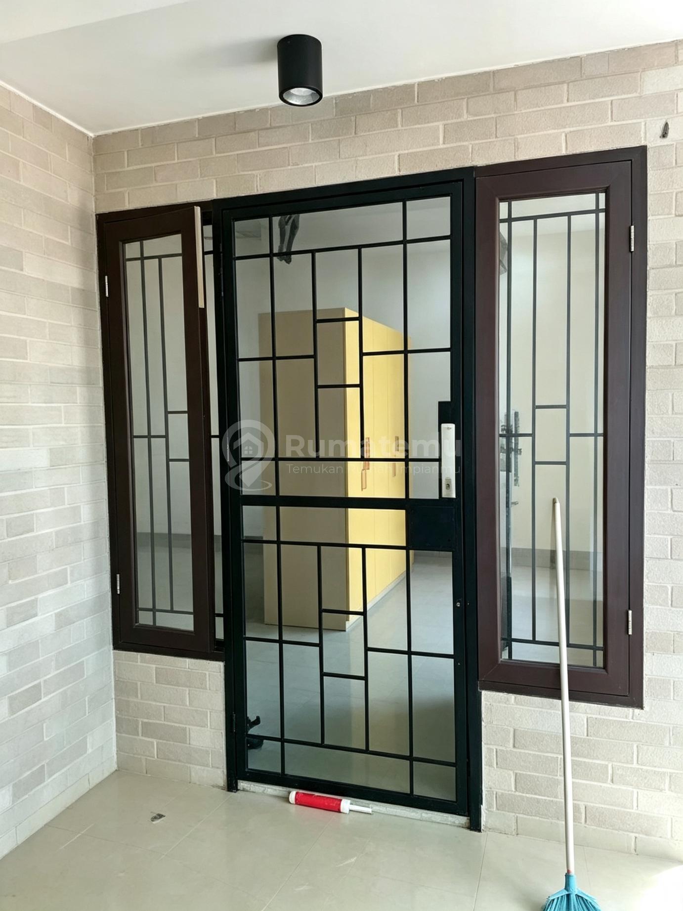 Djualrumah Citra3 Jakarta Barat Lebar8