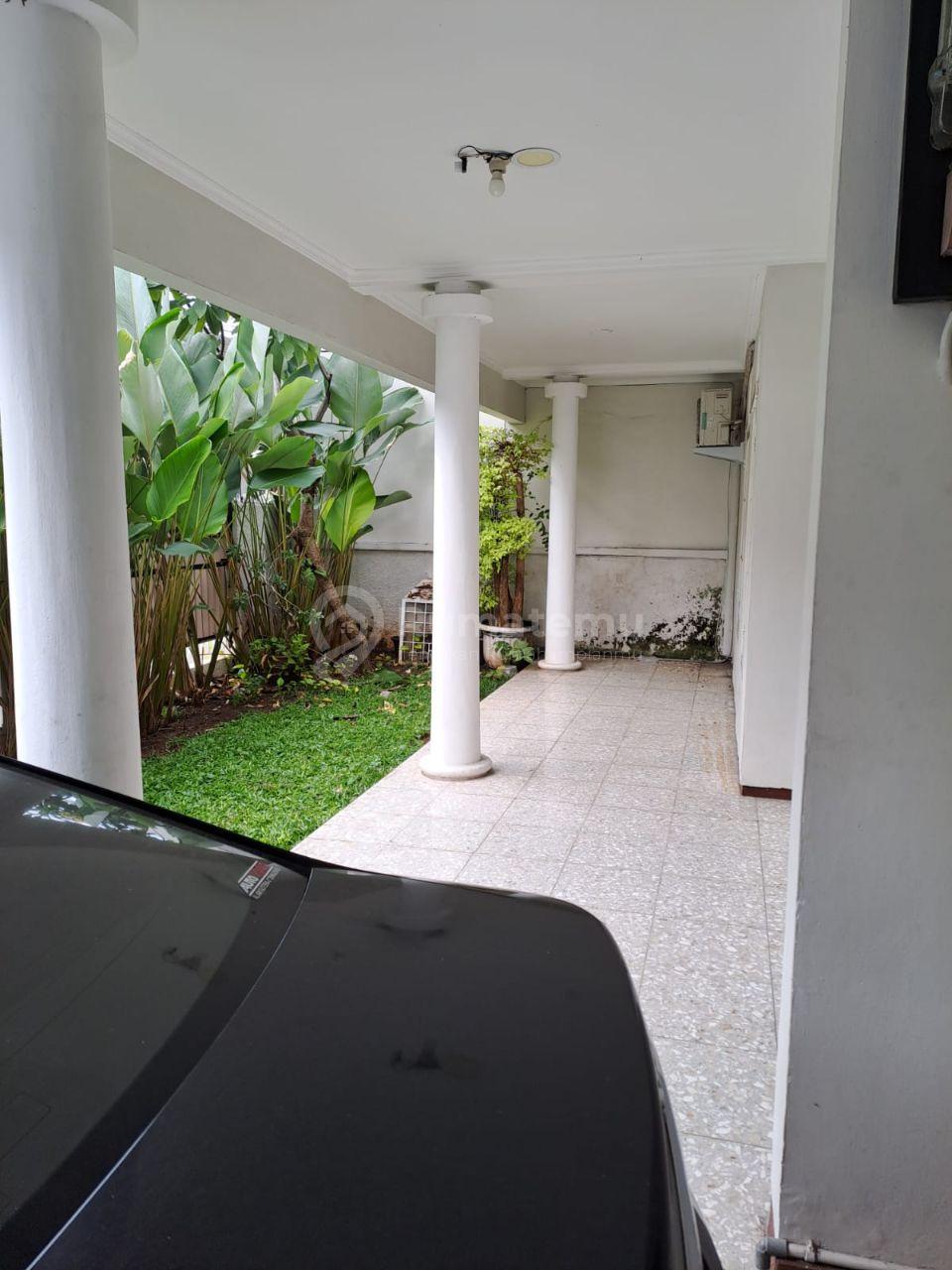 Hunian Asri Siap Sewa Di Area Kebayoran Baru 