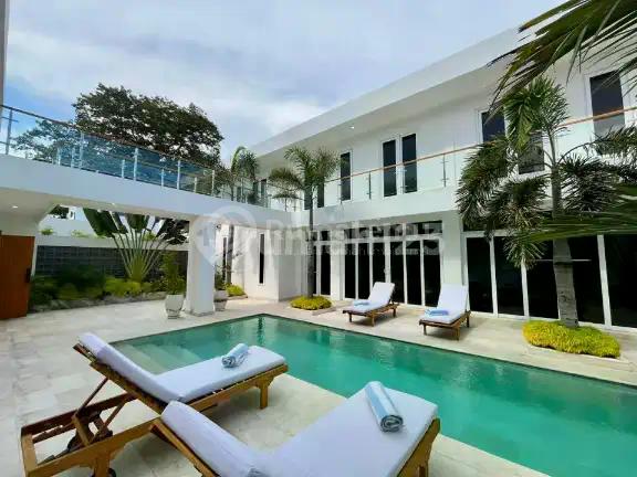 Luxury And Beautyfull 4 B R Villa For Rent In Tumbak Bayuh Bali