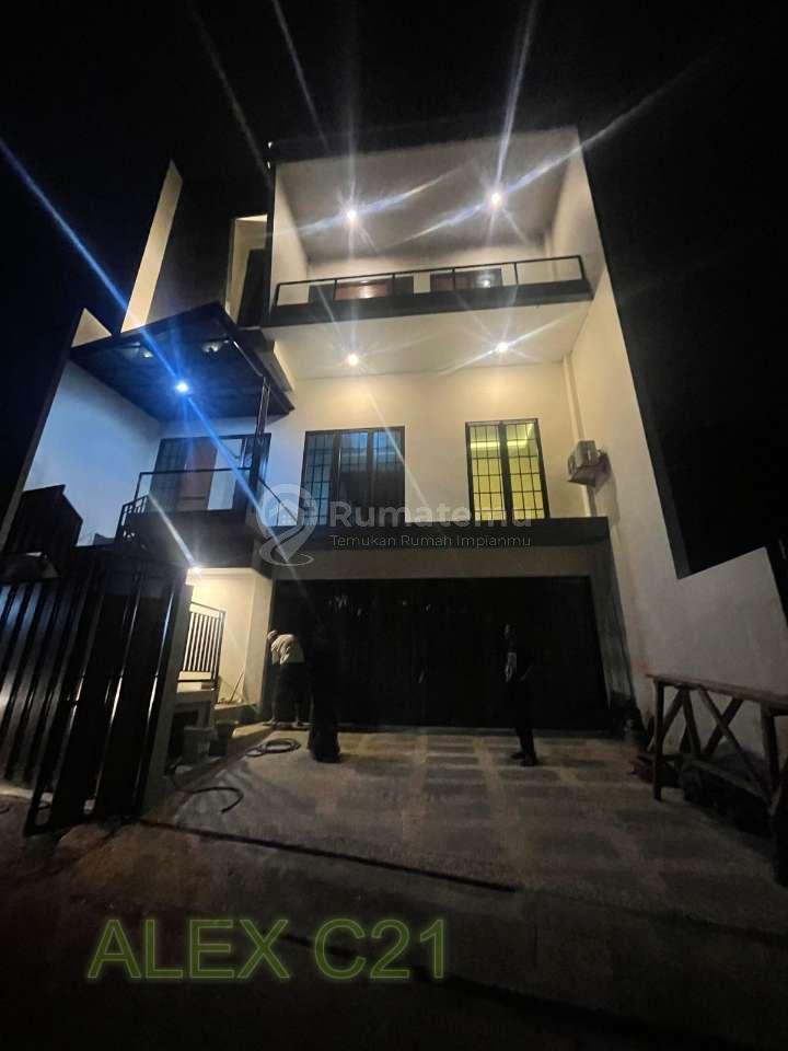 Dijual rumah baru Furnished di Pondok Cina, Beji, Kota Depok