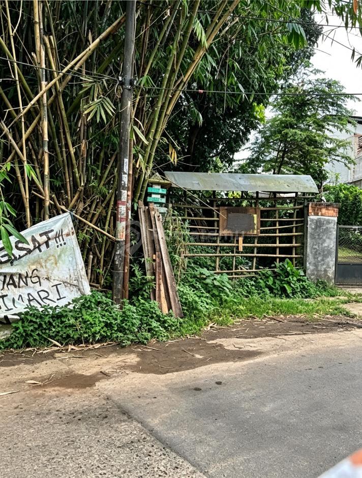 Tanah Hoek Samping Sungai Luas Ngantong Harga Cantik