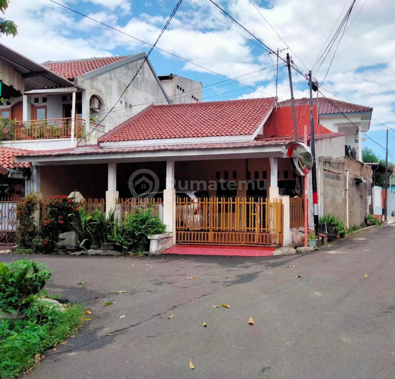 Dijual Rumah Posisi Hook di Pulogebang Jakarta Timur