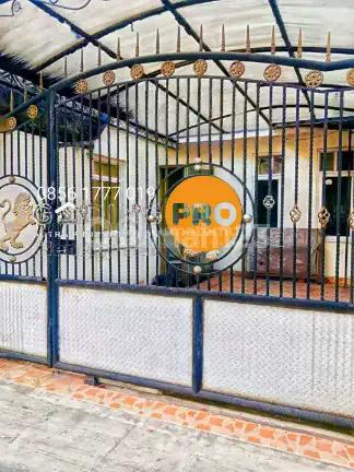 Dijual Cepat Harga Di Bawah Pasaran Rumah Pinggir Jalan Bisa Buat Usaha Di Villa Tomang Baru Tangerang