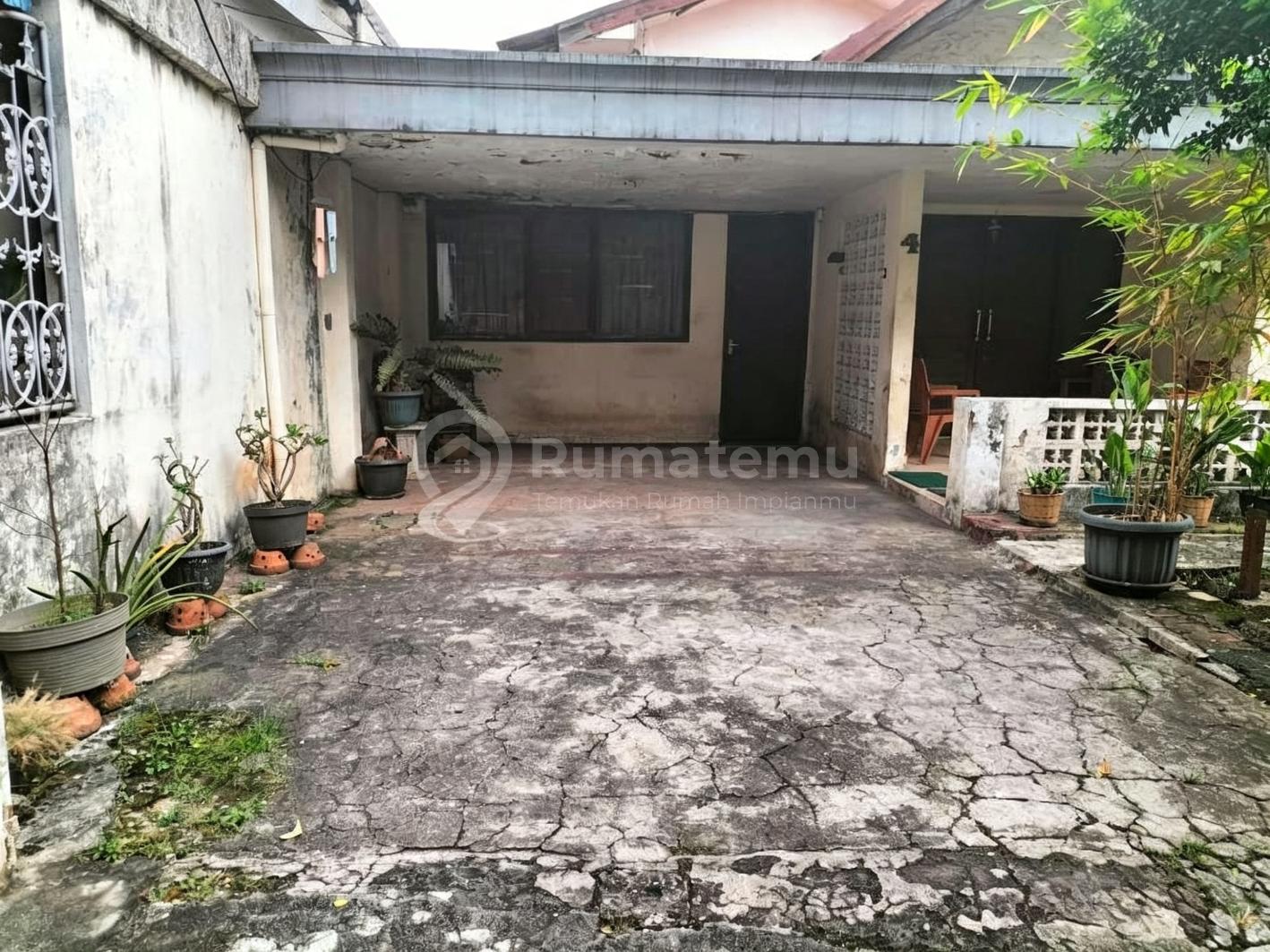 Dijual cepat rumah di Komplek Bea Cukai, PASAR MINGGU, Jakarta Dekat Ramayana, Robinson, Terminal Bus, Stasiun KA, Rumah Sakit, Kantor Polisi, Kelurahan, Kecamatan, Bank-Bank
