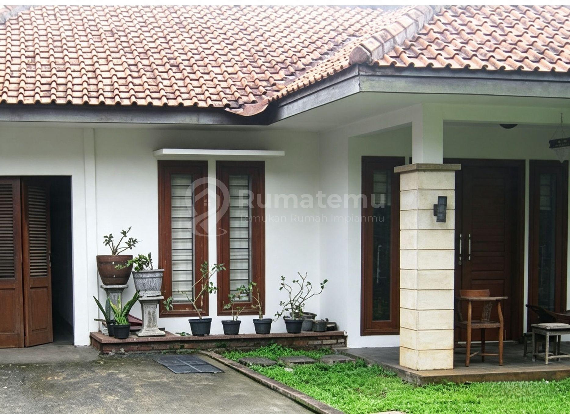 Dijual Rumah bagus Strategis Harga Menarik Di Dekat Bintaro Sektor 7 Lingkungan Nyaman dan Asri