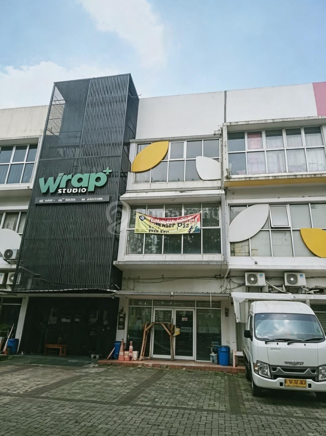 Ruko gadget Gading Serpong 3 Lantai Harga Murah