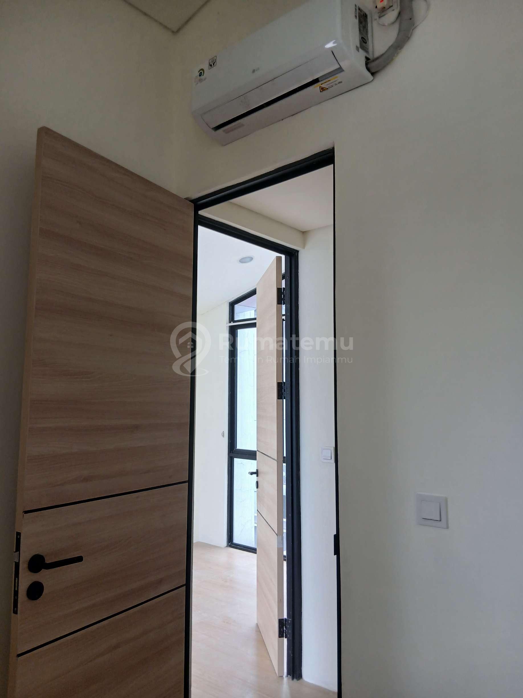 Disewakan rumah siap huni CAP05 Karawaci Rangerang