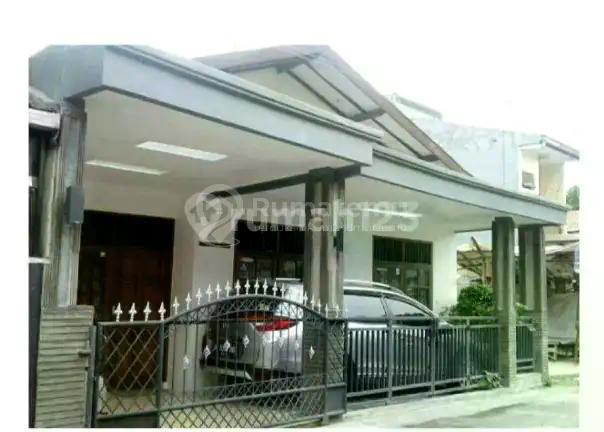 Rumah Siap Huni Akses Mobil, 34 Meter ke Jalan Veteran Raya