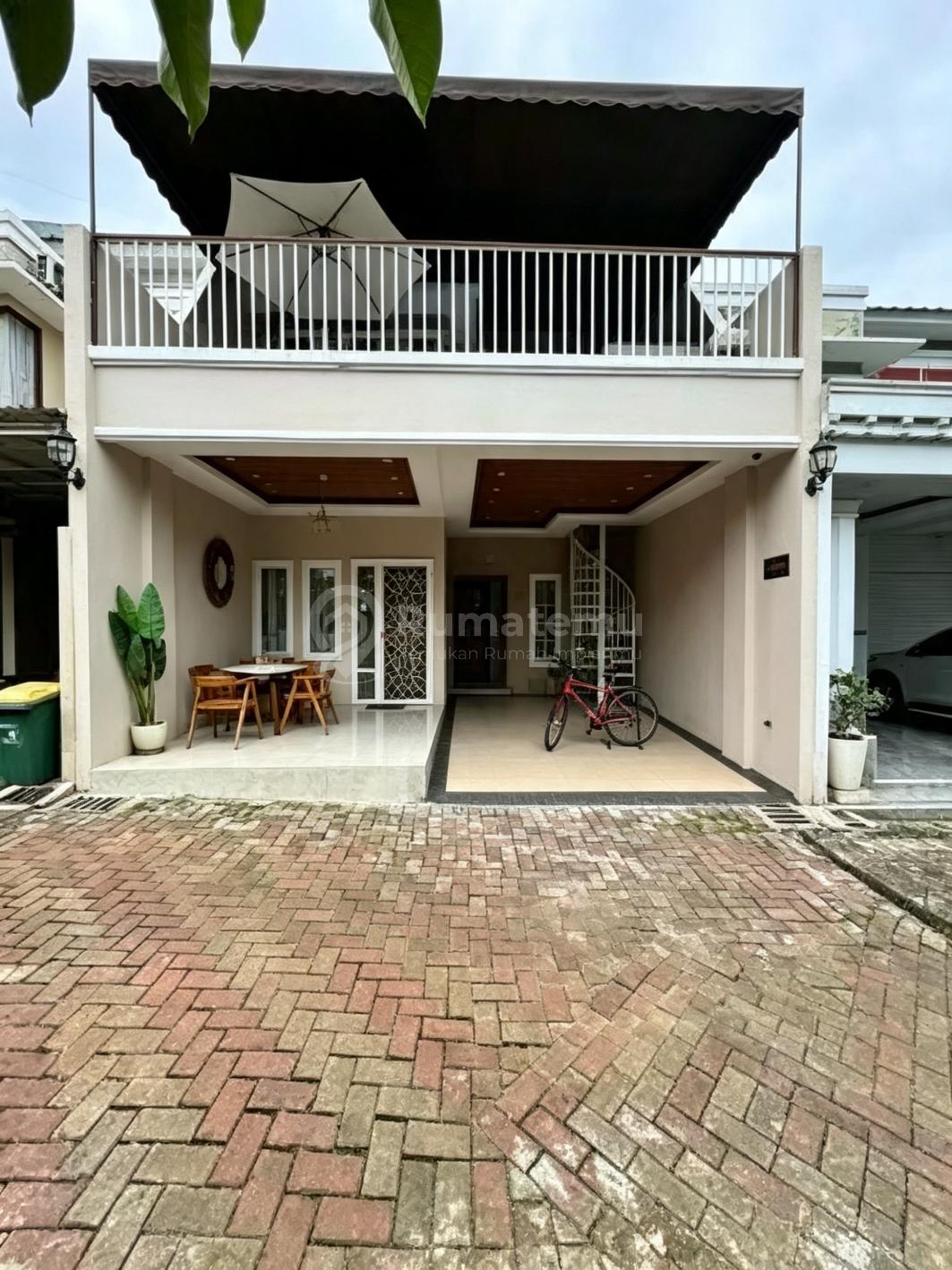 Rumah Cantik Furnished Dalam Cluster Strategis di Jagakarsa