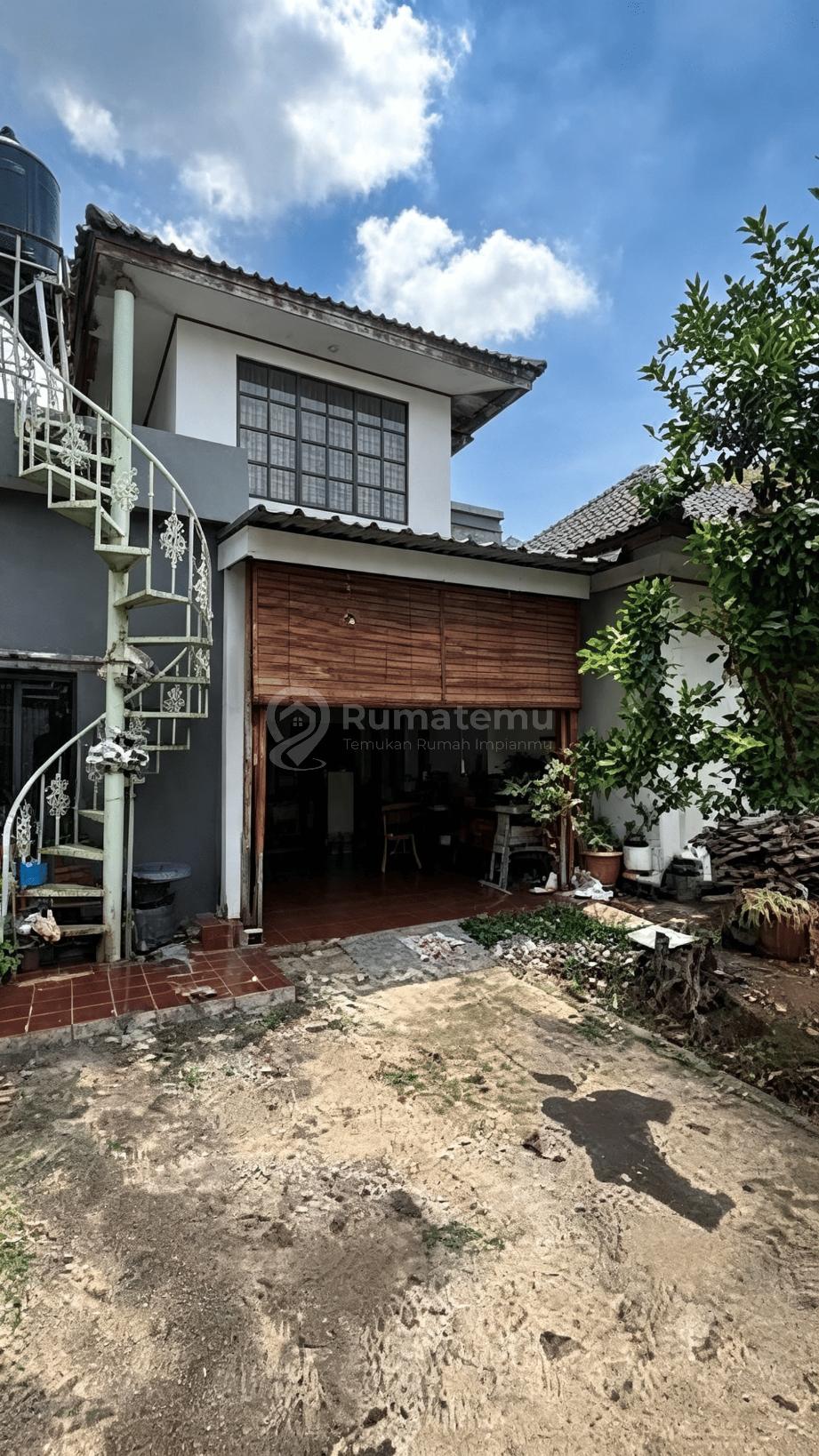 Dijual rumah Lokasi sangat strategis bebas banjir di tengah kota di Kayu Manis, Matraman, Jakarta Timur