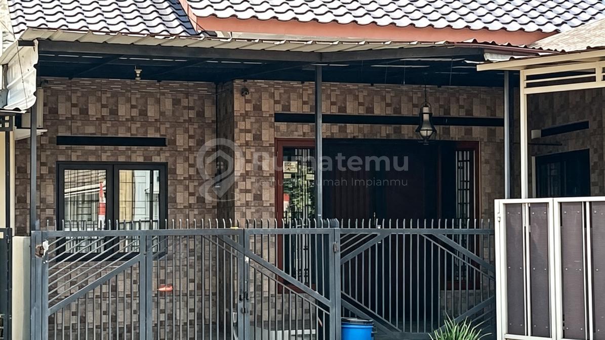 Dijual Rumah Nyaman dan Siap Huni di Perumahan Permata Cimanggis cluster Safir, Ciampeun, Tapos, Depok. Lingkungan asri, aman dan nyaman