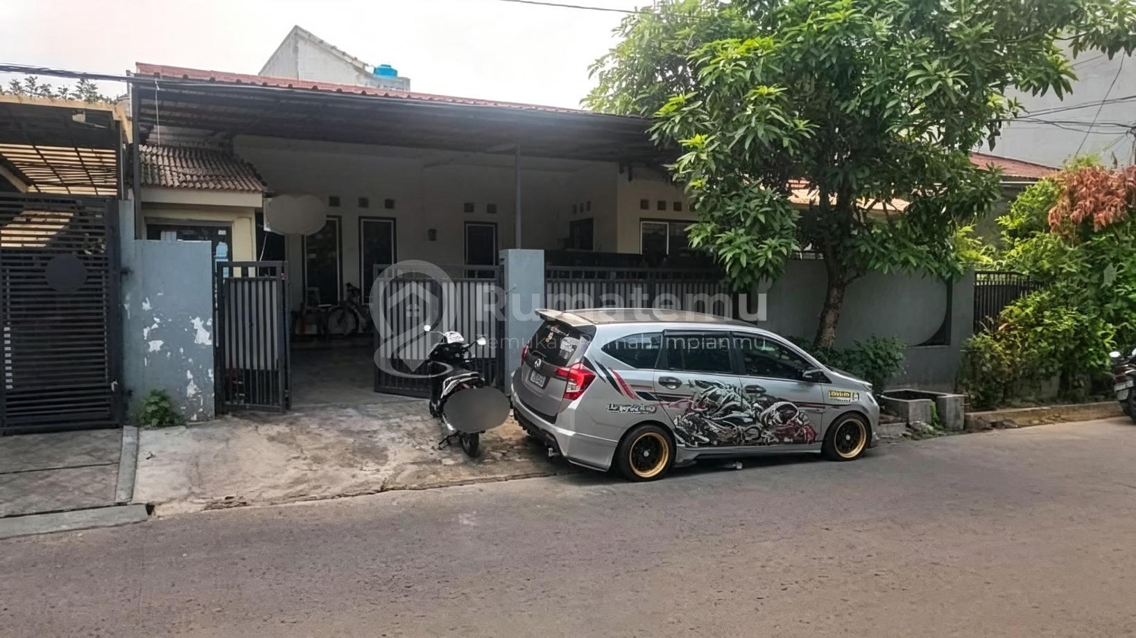 Jual BU rumah unfurnish lokasi di komplek lama di Pondok Jaya (hitung tanah saja), Mampang