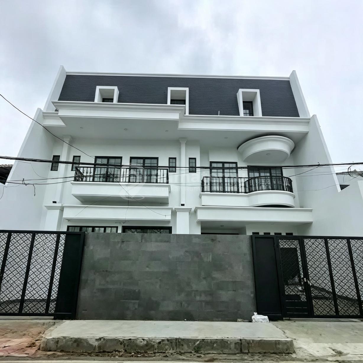 Tomang[Rumah]: Brand New, Hdp Selatan - Mewah Bagus-Pinggir Jln