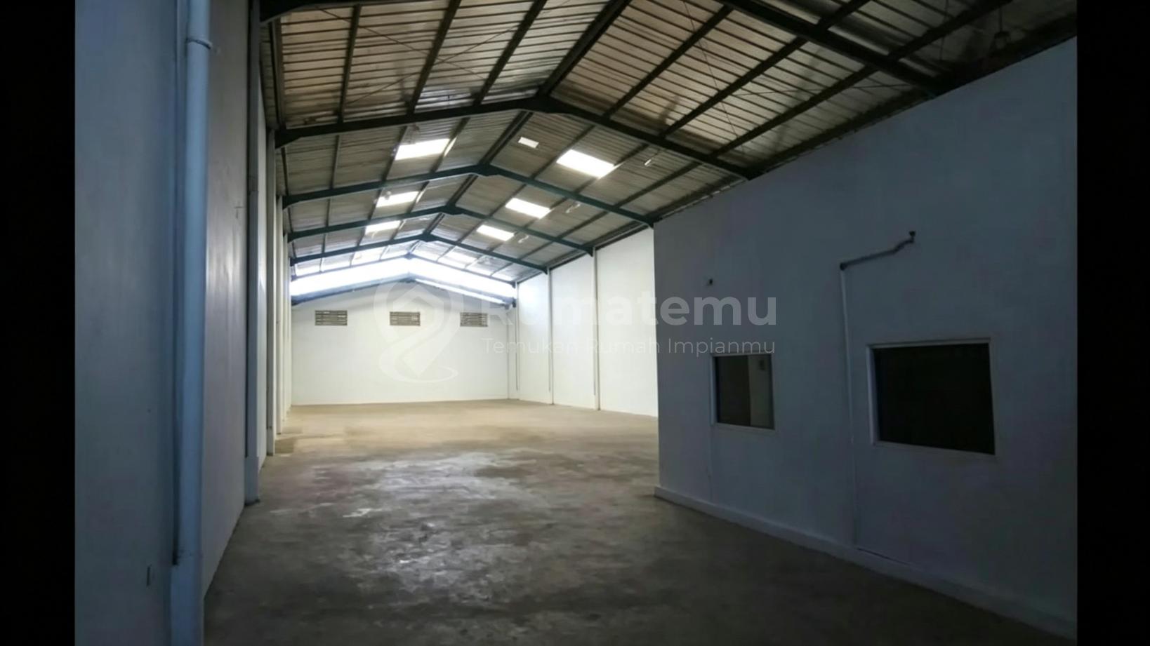 Disewakan Gudang Ready Akhir Okt 24 di Taman Tekno BSD City