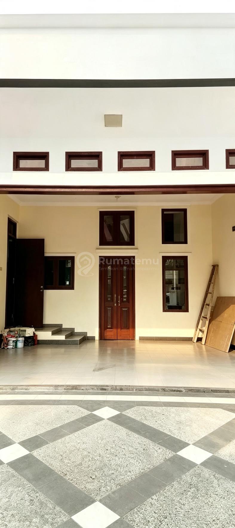 Rumah Siap Huni Luas Murah Lingkungan Nyaman di Rawamangun