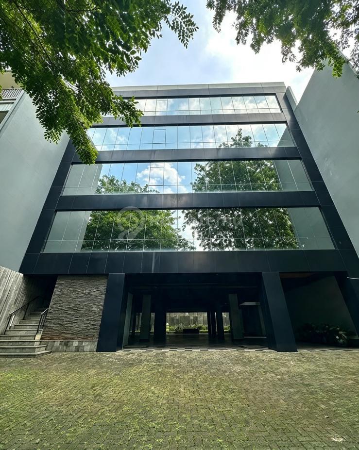 Dijual Gedung Perkantoran 7 Lantai di Kebon Sirih Area Thamrin Jakarta Pusat - Dekat Bank Indonesia , Menteng , Monas & MRT Lokasi Strategis