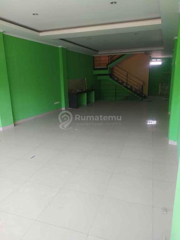 SEWA RUKO Murah bersebelahan, strategis dipusat kota, hadap timur, depan taman kota tegalega ikon bdg terbaik, dino park, museum, Rumah Sakit, rencana depan stasiun LRT / monorel