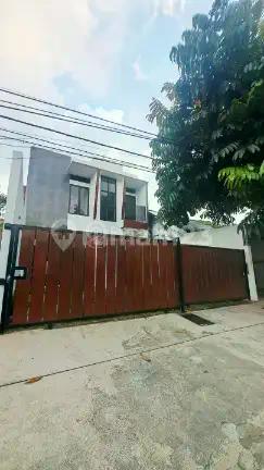 Rumah 2 Lantai Cantik Siap Huni Lokasi Super Strategis Pagedangan