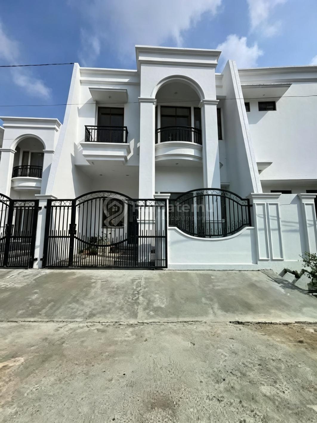 Rumah Baru Dalam Komplek Design Classic