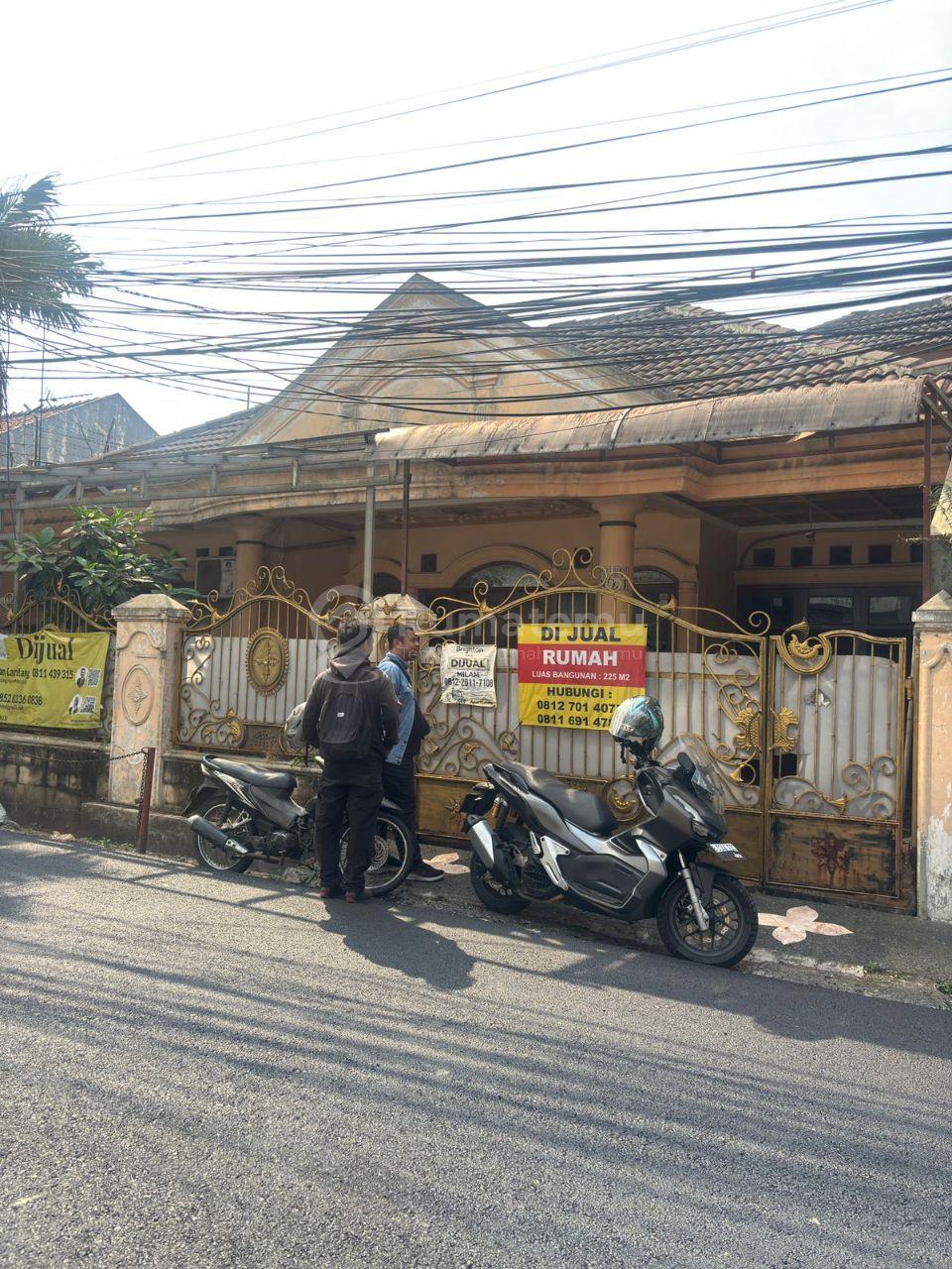 DIJUAL RUMAH TEBET JAKARTA SELATAN