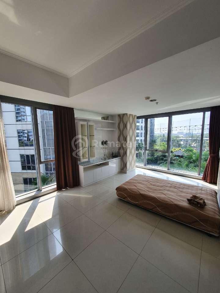 Diual Cepat unit townhome 3 + 1 BR hook Tower Jasmine Capilano The Mansion @ Kemayoran
