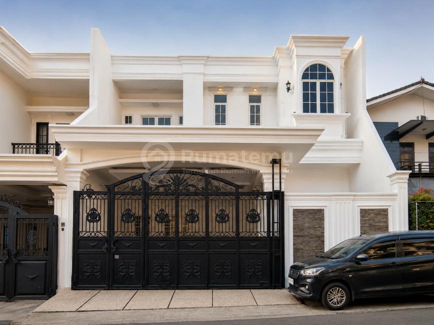 RUMAH JOGLO DESIGN SPESIAL MEGAH BANGUNAN BARU JAKARTA BARAT