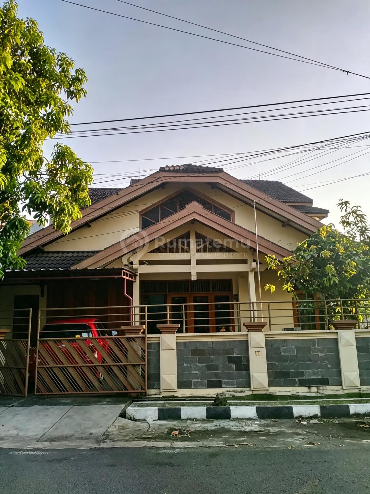 RUMAH DI PEDURUNGAN KIDUL SEMARANG