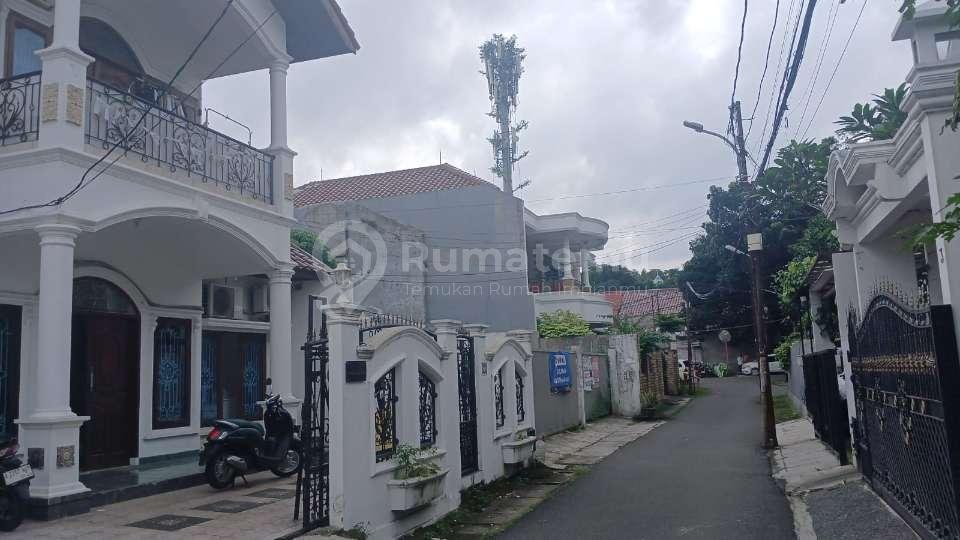 Sewa rumah bisa untuk kantor di Kebayoran Baru, Petogogan, Jakarta Selatan