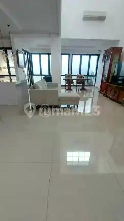 Rumah Classic Design Menarik Furnish Menarik Strategis