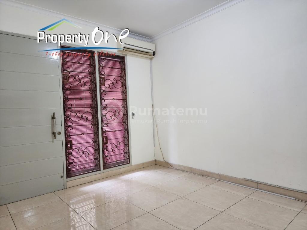Rumah Strategis Cluster BSD Tangsel