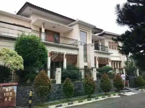HOT SALE:  Rumah Mewah Dlm Komplek Dekat Binus Kemanggisan, Palmerah, Jakarta Barat
