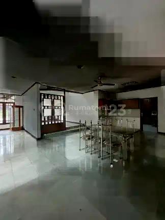 Dekat MRT Lebak Bulus, Dijual Rumah Siap Huni di Lebak Bulus Jakarta Selatan