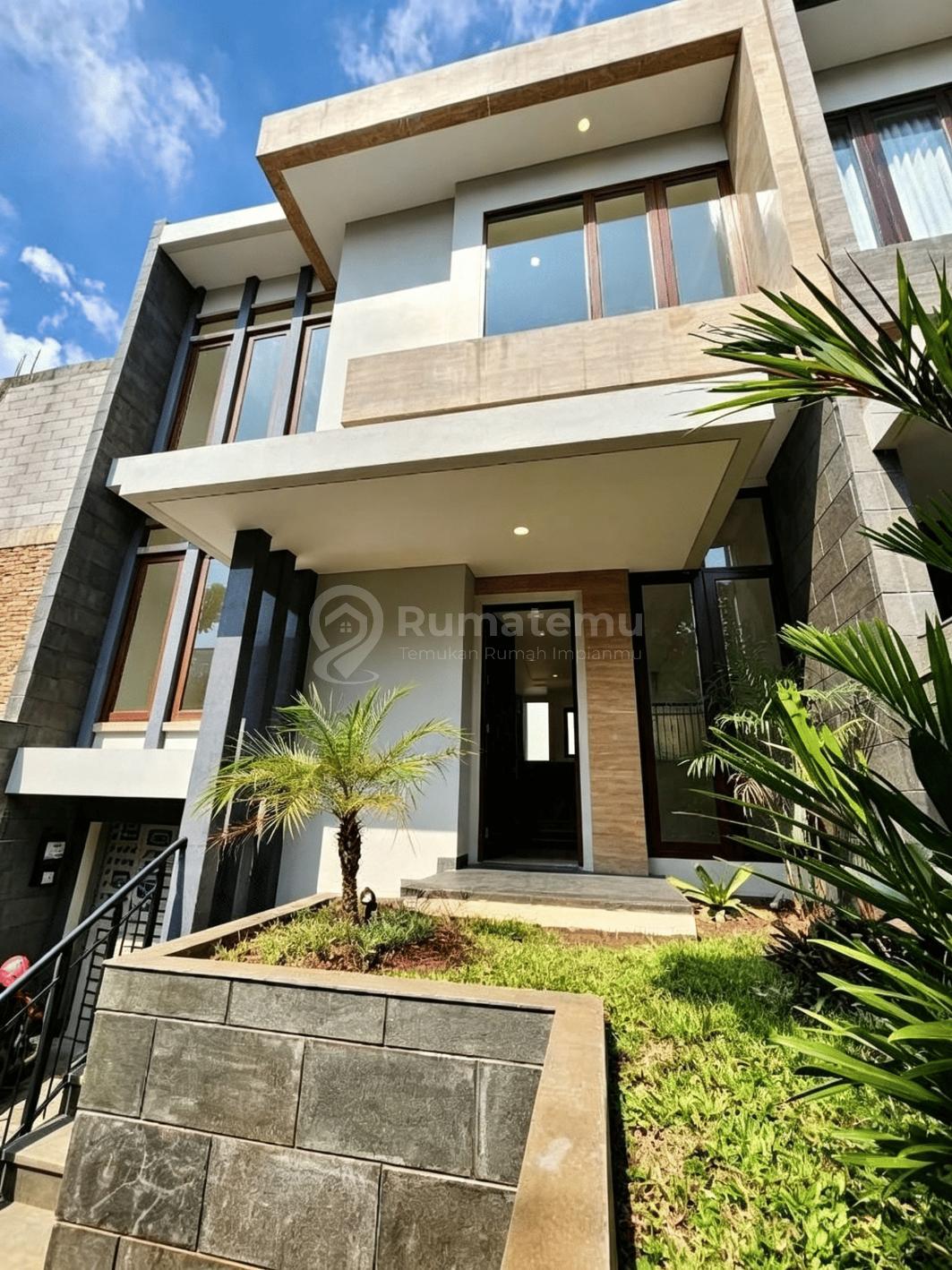 Dijual Brand New Bangka + Swimming Pool + Water Heater, Kemang, Jakarta Selatan