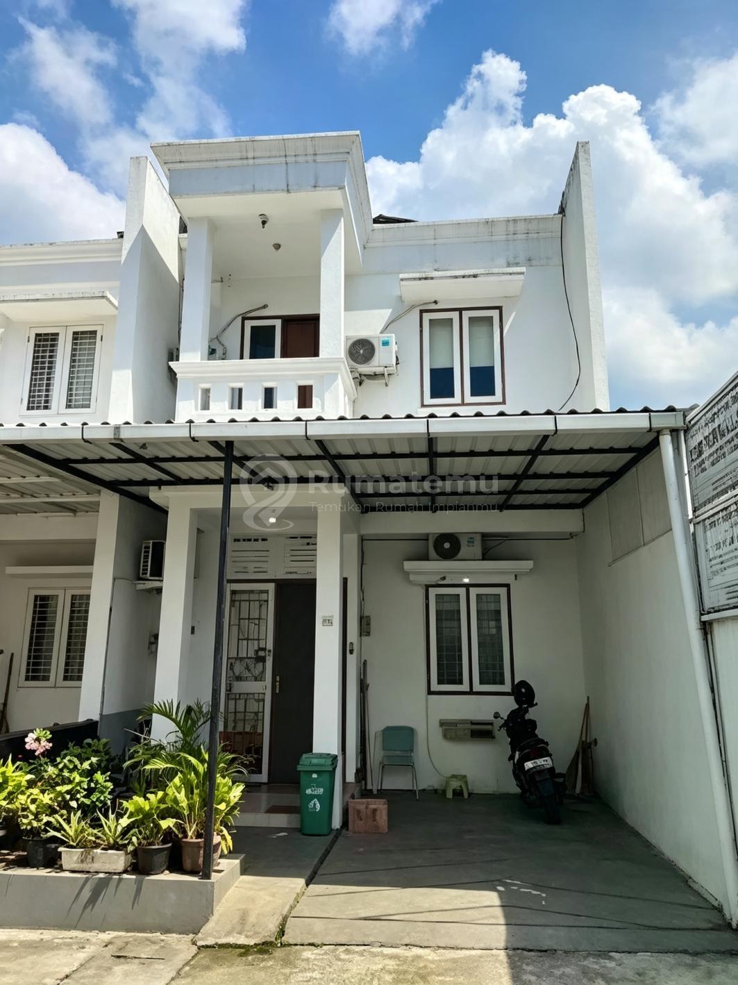 Rumah Secondary Dalam Cluster di Duren Sawit