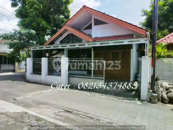 Dijual Rumah Hook Siap Huni , Semi Furnished di Jl Magelang Dekat Sman 4 Yogya