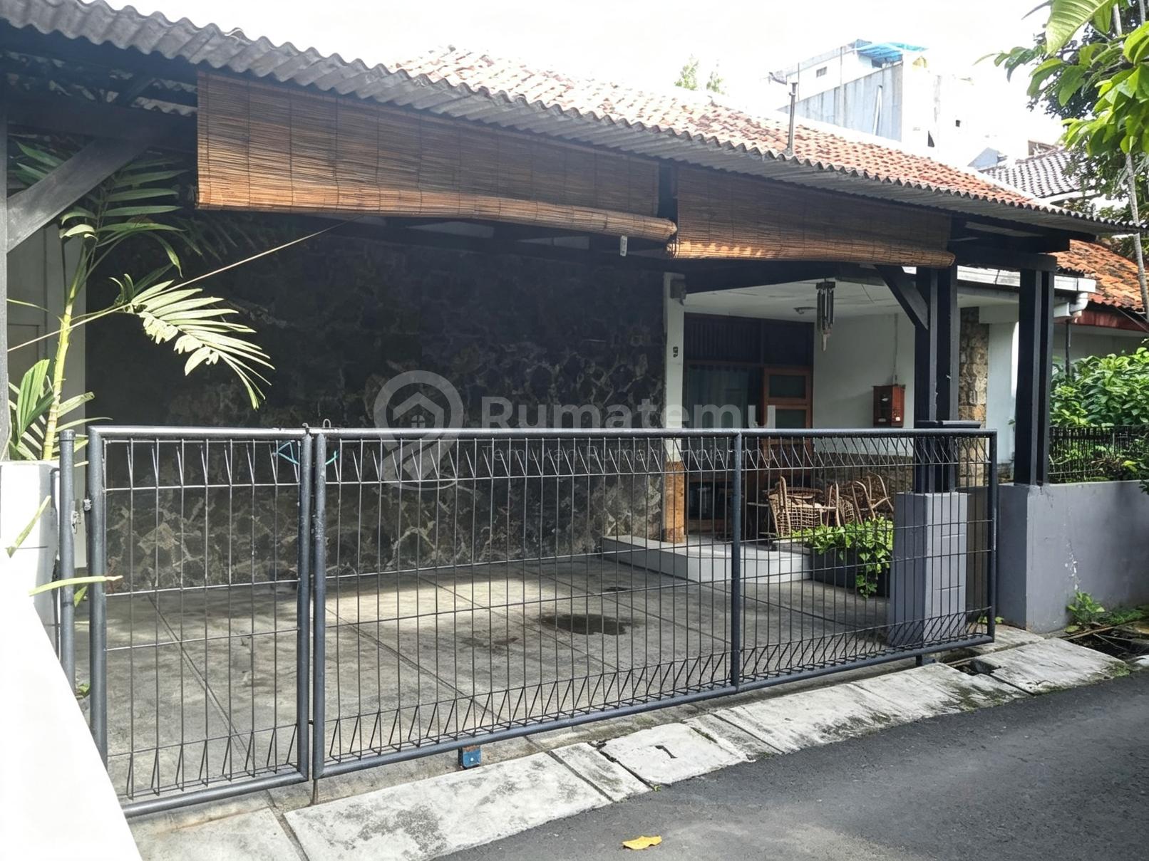 Jual Rumah Lama Bu di Galur, Kemayoran, Harapan Mulya, Jakarta Pusat